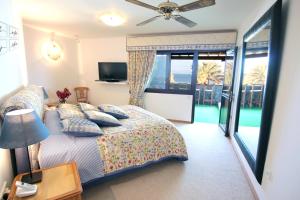 Villa Vista del Mar - Oceanfront Luxury with Private Pool