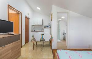 Apartment Complex Vetrina-Shared Pool