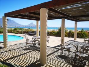 Cape Town Family Beachfront Apartment Leisure Bay