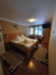 Complex Turistic Caprioara