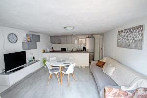 Apartments Kondrić