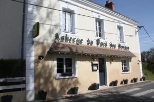 Hotels L'Auberge du Port des Roches : photos des chambres