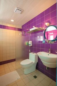 Phòng có giường cỡ King nhìn ra cảnh núi non (King Room with Mountain View)