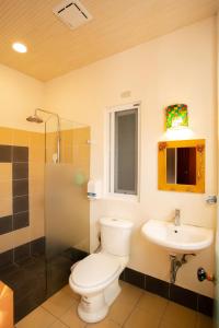 Phòng Tiêu Chuẩn Giường Đôi (Standard Double Room)