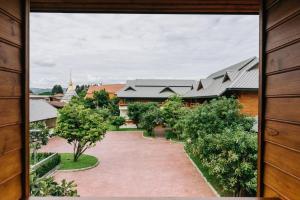 Huen Him Kong Hotel Phrae