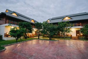 Huen Him Kong Hotel Phrae
