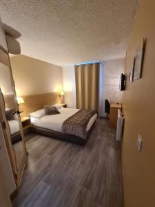 Hotels Hotel Les Beaux Soleils : photos des chambres