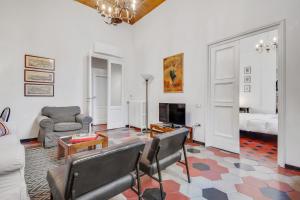 GuestHost - Porta Rossa Apartments near Ponte Vecchio