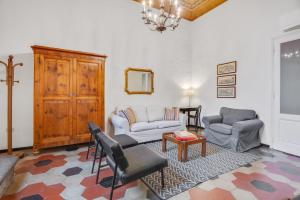 GuestHost - Porta Rossa Apartments near Ponte Vecchio