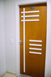 Apto no Itaguá, 2 dts, wifi, piscina e ar condicionado