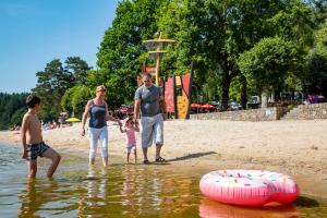 Campings Camping du Lac : photos des chambres