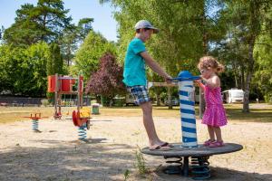 Campings Camping du Lac : photos des chambres