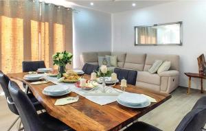 Villa Matia with pool