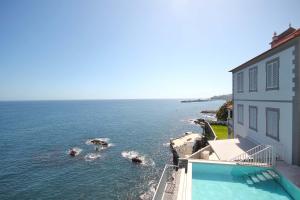 Barreirinha Suite Top Floor by Holiday Rental Madeira