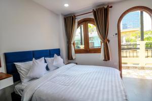 Aloha Hotel & Apartment