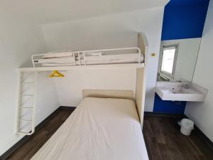 Hotels hotelF1 Pontarlier : photos des chambres