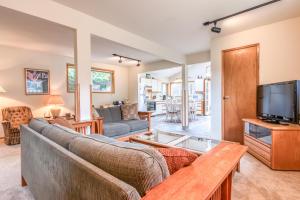 Beachcombers Paradise MCA 663 - Meredith Lodging