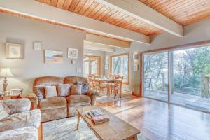 38445 Reed - Meredith Lodging