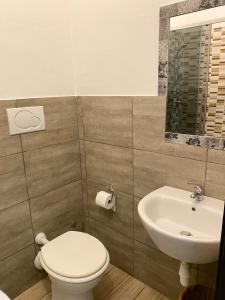Quadruple Room with Private Bathroom room in Guest House Minas