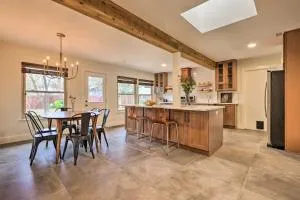 6 Mi to Dtwn Austin Home with Screened Porch and Yard - Manchaca