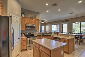 Pet-Friendly Tucson Home with Patio and Mountain Views