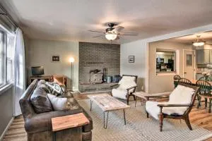 0651 Central Salida Home 5 Blocks to Dtwn and River - Villa Grove