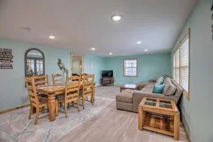 Outdoor Family Fun Large Home by Beaver Lake! - Garfield