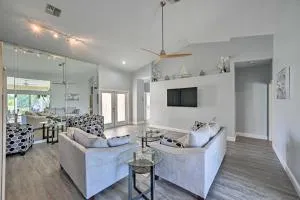 Lely Resort Home with Lanai - 1 Mi to Golf Course! - Naples Manor