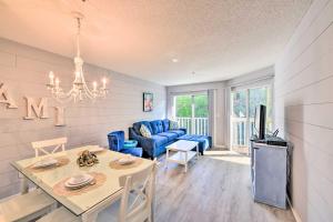 Apartment room in Updated Resort Retreat on Anna Maria Island!