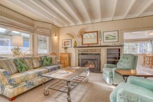 The Sea Knoll - Meredith Lodging