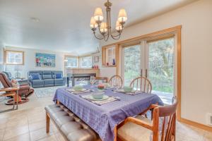 Castawaves - Meredith Lodging