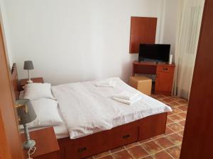 Club Cristal Apartments