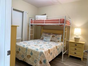Two-Bedroom Apartment room in Crystal Tower 1305 condo