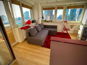 Super Apartament RED Centrum Best View in Town 2x Metro Fast WiFi 300 Mbs Netflix AppleTV SmartTV Spotify Panorama Miasta