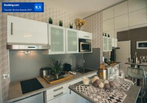 Le Petit Roi - StandingPlace