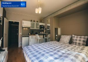 Le Petit Roi - StandingPlace