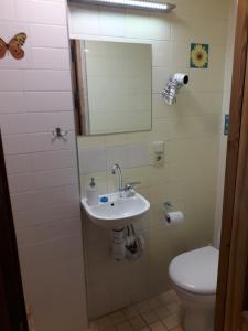 Small room with a private external bathroom