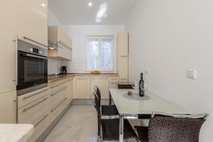 Villa Meri very central and beautiful apartment