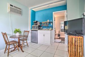 Apartment room in Solo or Couples Retreat in Ft Lauderdale!