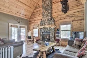 Fire Pit and Game Room Heber-Overgaard Cabin! - Overgaard