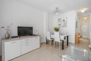 Penthouse Apartment With Ocean View