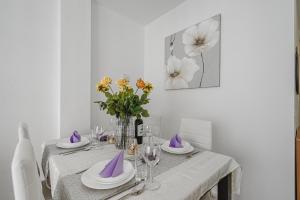 Penthouse Apartment With Ocean View