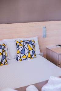 Kite Street Units - Contactless Check in