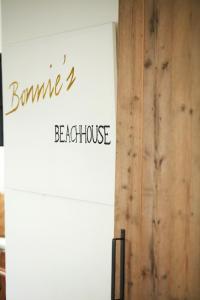 Bonnies Beachhouse - villa aan zee