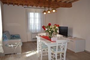 Le Bozze "Casa Olivo"con piscina, WI-FI