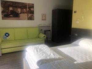 Antica Campione Rooms & Hostel