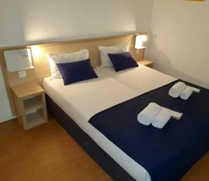 Hotels Budget Hotel - Melun Sud Dammarie Les Lys : photos des chambres