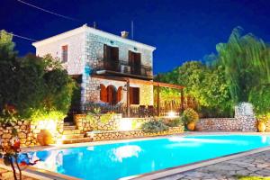 Lefkada Villas by Omikron Selections