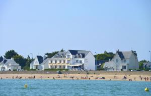 Hotels Hotel De La Plage : photos des chambres