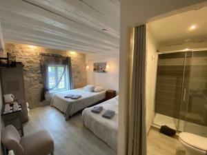 Hotels La Ferme de Labbeville : photos des chambres